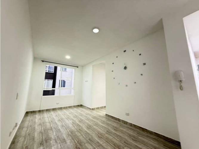 Apartamento de 2 alcobas en venta en Candelaria, 43 m² · foto 5 de 19