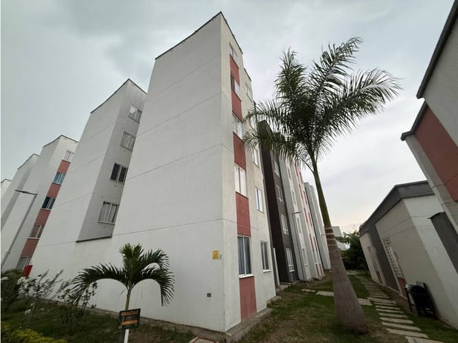 Apartamento de 2 alcobas en venta en Candelaria, 43 m² · foto 12 de 19