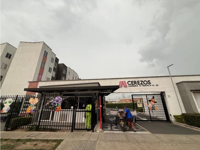 Apartamento de 2 alcobas en venta en Candelaria, 43 m² · foto 19 de 19