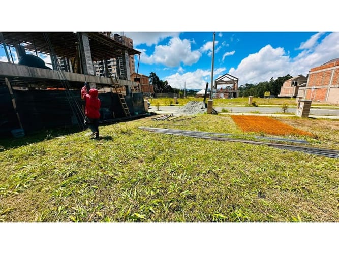 Lote en venta en San Antonio De Pereira, Rionegro, 98 m² · foto 2 de 8