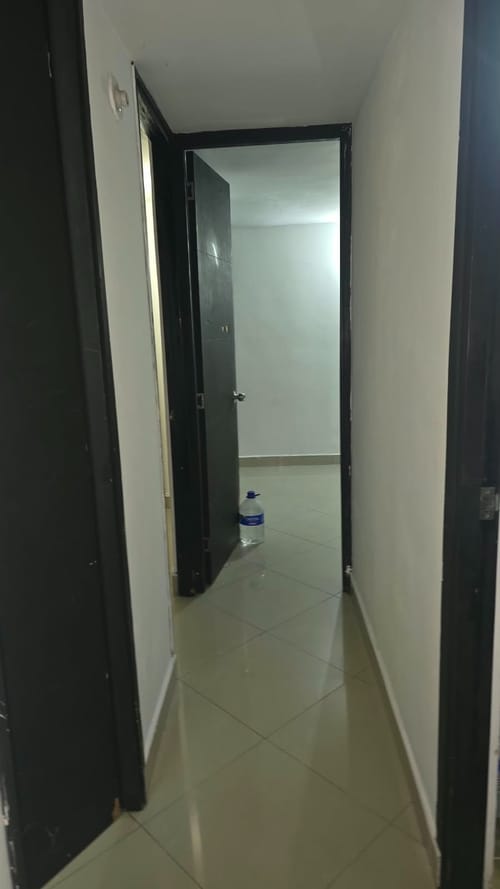 Apartamento de 3 alcobas en arriendo en Rodeo Alto, Medellín, 60 m² · foto 2 de 8