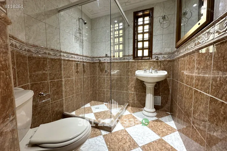 Casa de 7 alcobas en arriendo en Provenza, Medellín, 600 m² · foto 4 de 24