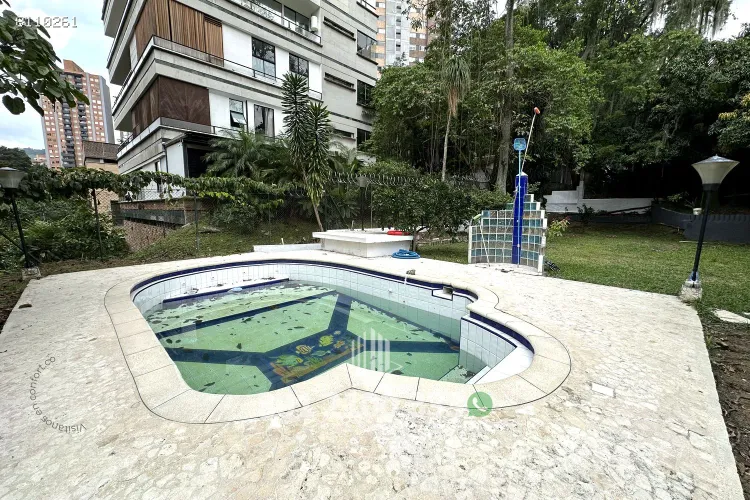 Casa de 7 alcobas en arriendo en Provenza, Medellín, 600 m² · foto 9 de 24