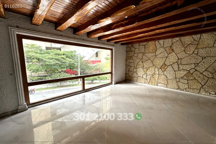 Casa de 7 alcobas en arriendo en Provenza, Medellín, 600 m² · foto 10 de 24
