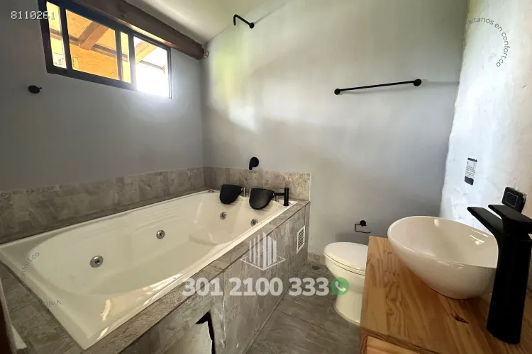 Casa de 7 alcobas en arriendo en Provenza, Medellín, 600 m² · foto 12 de 24
