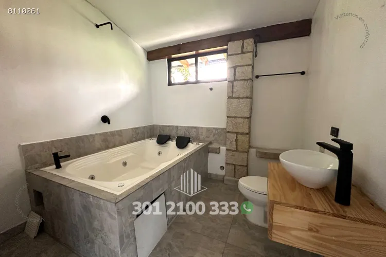 Casa de 7 alcobas en arriendo en Provenza, Medellín, 600 m² · foto 15 de 24