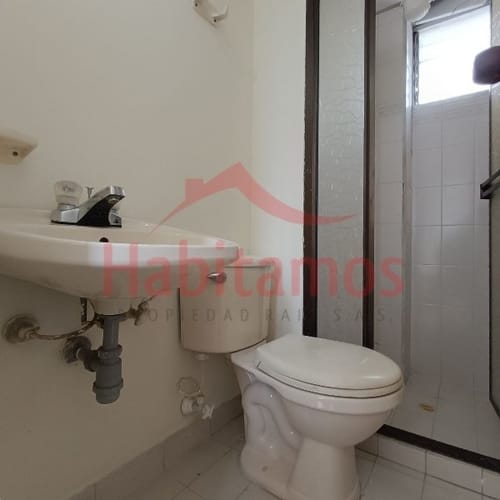 Apartamento de 2 alcobas en arriendo en San Javier No.2, Medellín, 52 m² · foto 12 de 13