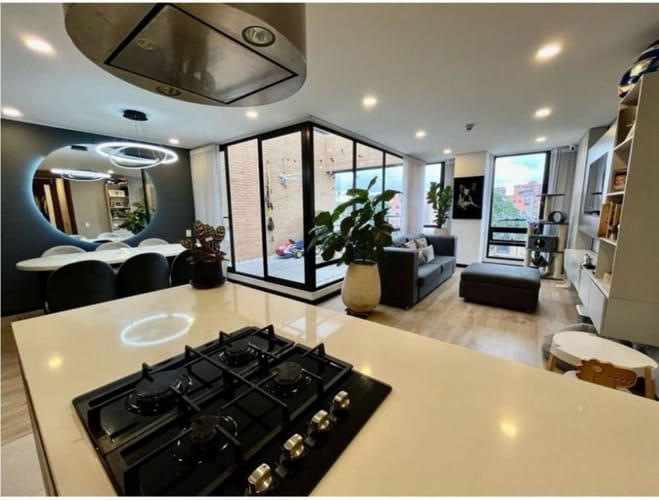 Apartamento en venta en La Calleja, Bogotá · foto 2 de 18