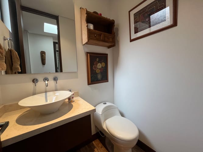 Apartamento de 3 alcobas en arriendo en Camino De Arrayanes, Bogotá, 230 m² · foto 12 de 24