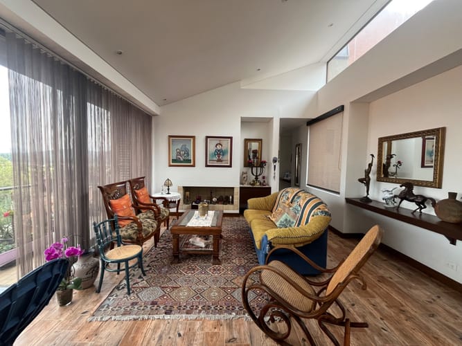 Apartamento de 3 alcobas en arriendo en Camino De Arrayanes, Bogotá, 230 m² · foto 4 de 24