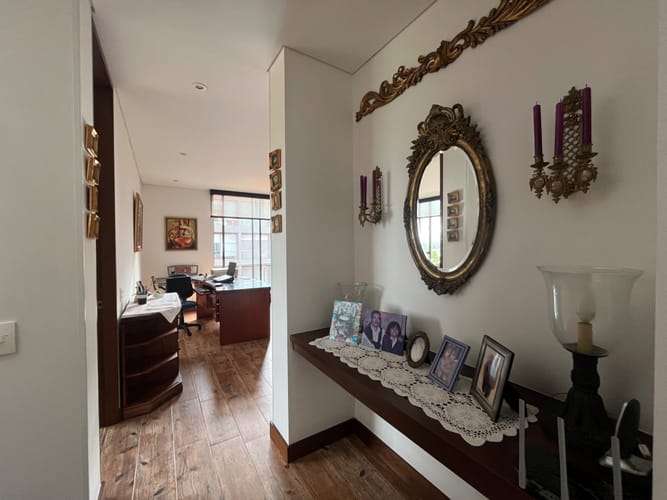 Apartamento de 3 alcobas en arriendo en Camino De Arrayanes, Bogotá, 230 m² · foto 14 de 24