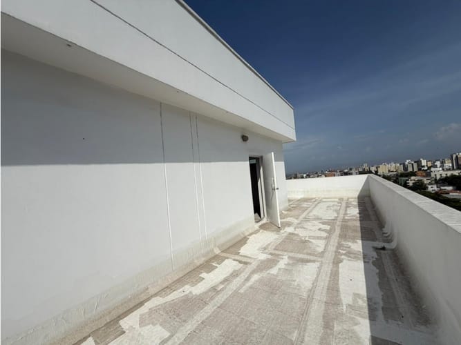 Oficina en venta en El Prado, Barranquilla, 157 m² · foto 2 de 13