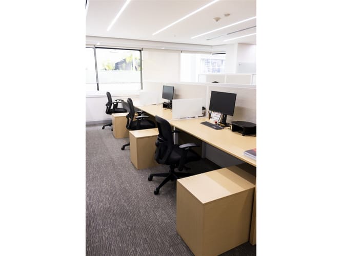 Oficina en arriendo en La Aguacatala, Medellín, 610 m² · foto 6 de 11