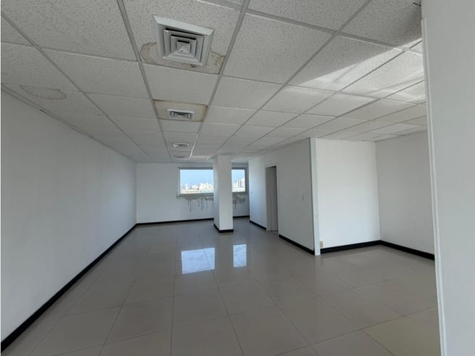 Oficina en venta en El Prado, Barranquilla, 210 m² · foto 9 de 13