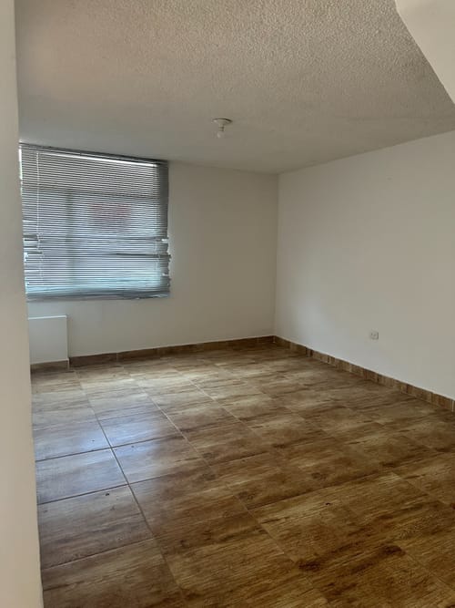 Casa de 6 alcobas en venta en La Macarena Parte Baja, Ibagué, 300 m² · foto 9 de 11