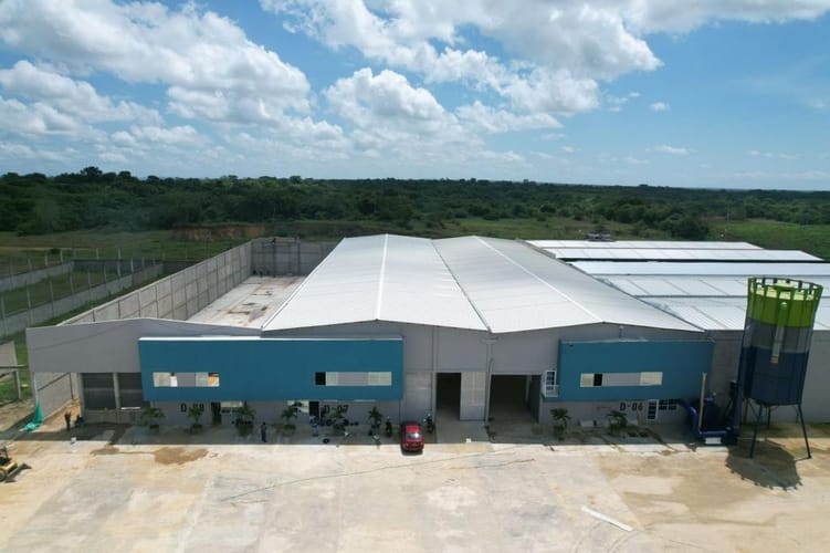 Bodega en arriendo en Zona Industrial Mamonal, Cartagena, 1594 m² · foto 9 de 14