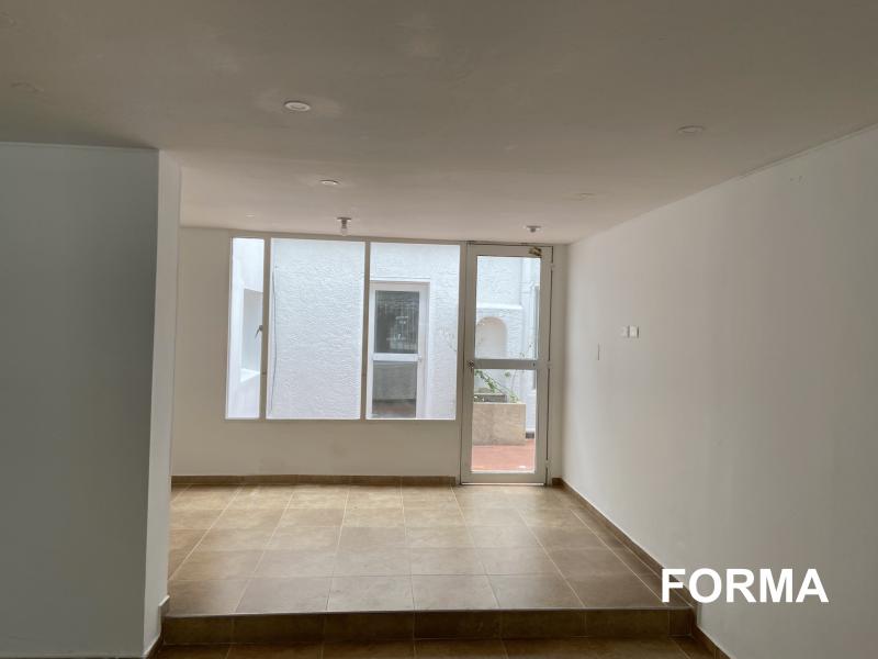 Casa en venta en Santa Barbara Oriental, Bogotá · foto 4 de 24