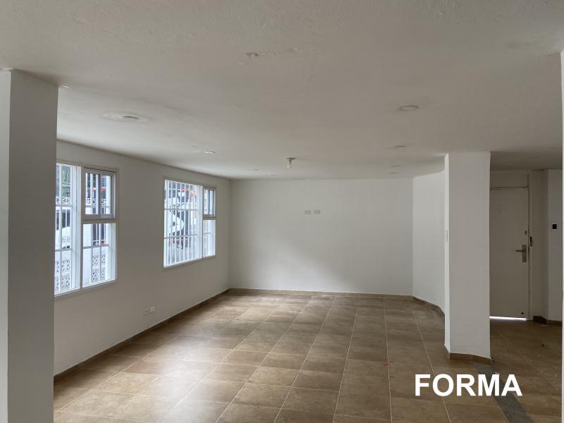 Casa en venta en Santa Barbara Oriental, Bogotá · foto 10 de 24