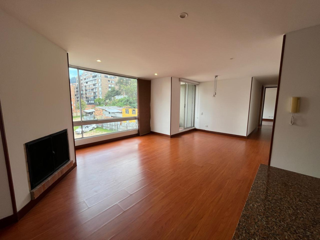 Apartamento en venta en Los Rosales, Bogotá · foto 4 de 24
