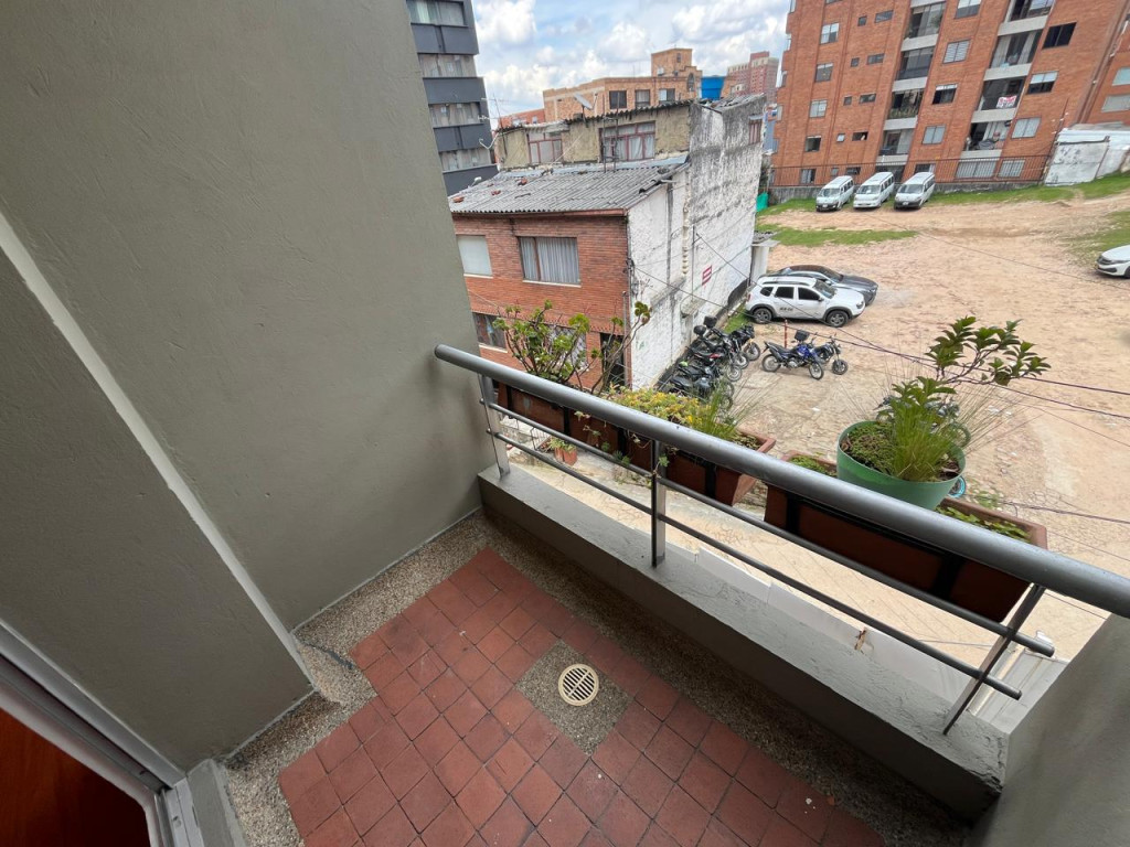 Apartamento en venta en Los Rosales, Bogotá · foto 10 de 24