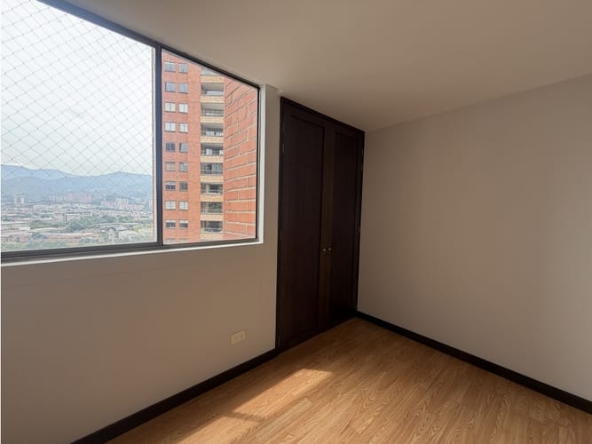 Apartamento de 3 alcobas en arriendo en Santa Maria De Los Angeles, Medellín, 108 m² · foto 8 de 12