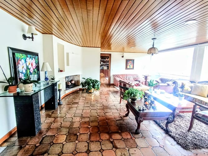 Apartamento de 3 alcobas en venta en Chapinero, Bogotá, 223 m² · foto 4 de 24