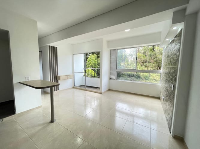 Apartamento de 2 alcobas en venta en Centro, Rionegro, 52 m² · foto 4 de 20