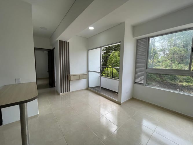 Apartamento de 2 alcobas en venta en Centro, Rionegro, 52 m² · foto 5 de 20