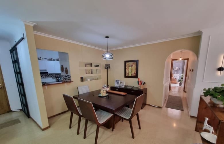 Apartamento de 3 alcobas en arriendo en Castropol, Medellín, 130 m² · foto 3 de 19