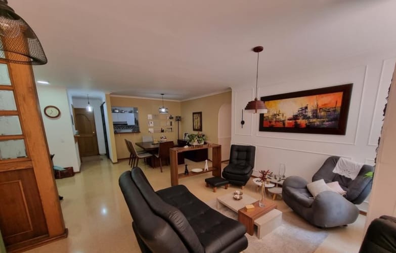 Apartamento de 3 alcobas en arriendo en Castropol, Medellín, 130 m² · foto 4 de 19