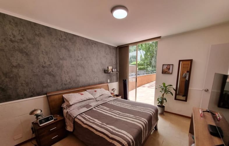 Apartamento de 3 alcobas en arriendo en Castropol, Medellín, 130 m² · foto 10 de 19