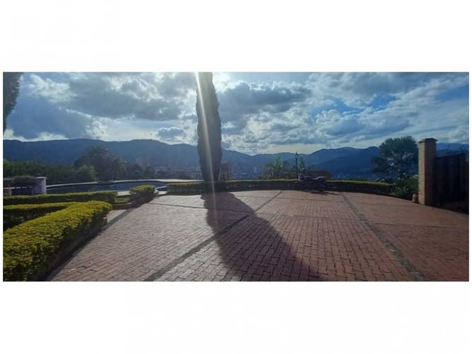 Casa de 5 alcobas en venta en Sabaneta Real, Sabaneta, 611 m² · foto 8 de 19