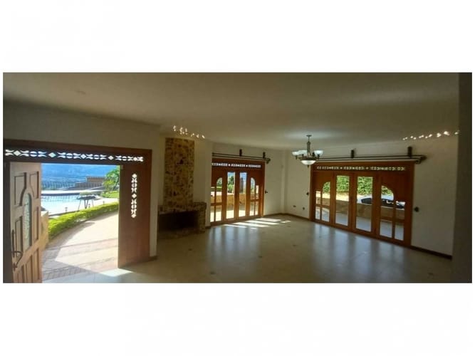 Casa de 5 alcobas en venta en Sabaneta Real, Sabaneta, 611 m² · foto 16 de 19