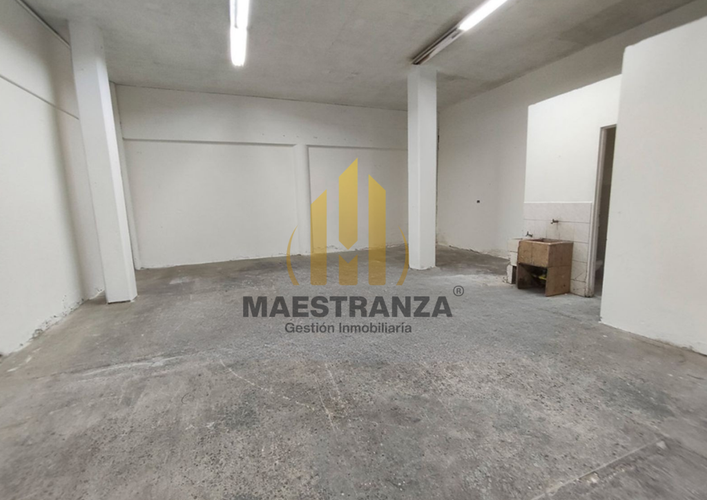 Bodega en arriendo en Colombia, Medellín, 350 m² · foto 2 de 7