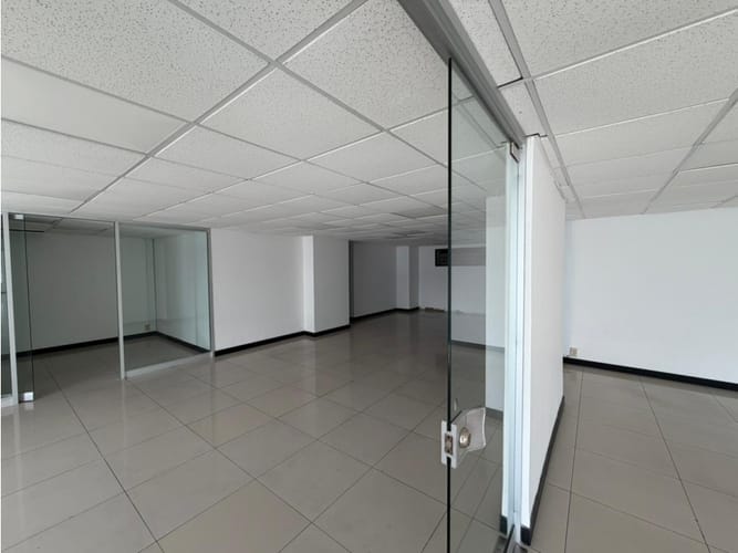 Oficina en arriendo en El Prado, Barranquilla, 260 m² · foto 3 de 22