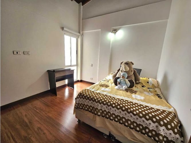 Casa de 3 alcobas en venta en El Diamante No. 2, Medellín, 150 m² · foto 15 de 19
