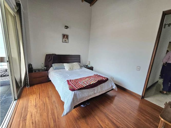 Casa de 3 alcobas en venta en El Diamante No. 2, Medellín, 150 m² · foto 17 de 19