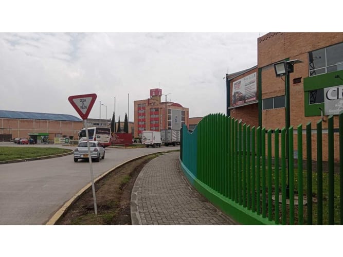 Local en arriendo en Parque Industrial San Jorge, Mosquera, 32 m² · foto 3 de 18