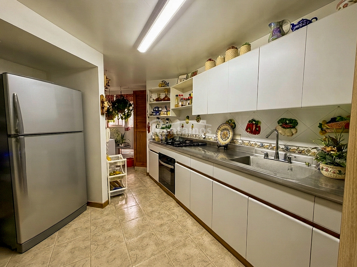 Apartamento en arriendo en La Frontera, Medellín · foto 2 de 22