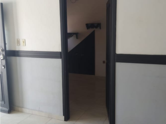 Casa de 7 alcobas en venta en Cr.Rincon 9472, Soledad, 180 m² · foto 2 de 20