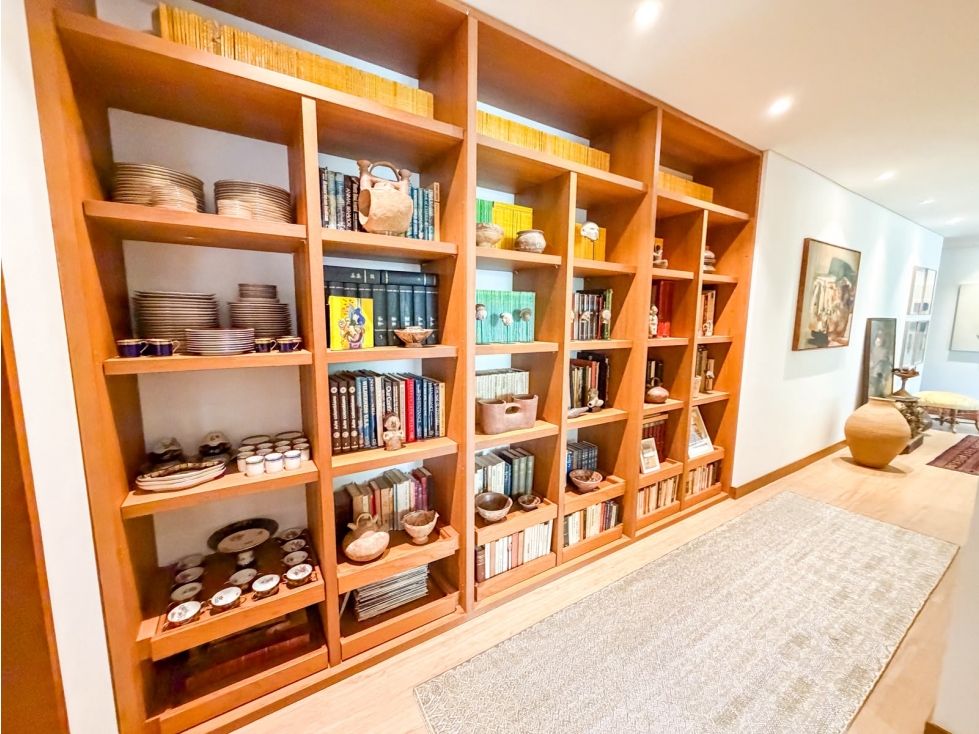 Apartamento en venta en Santa Barbara Alta, Bogotá · foto 3 de 23