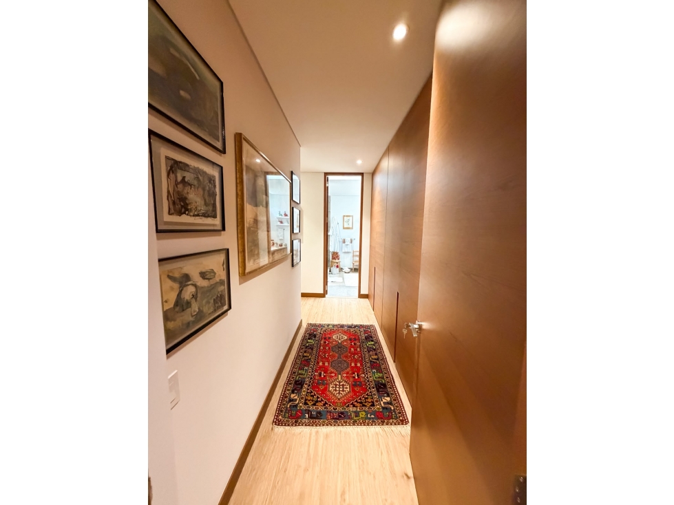 Apartamento en venta en Santa Barbara Alta, Bogotá · foto 7 de 23