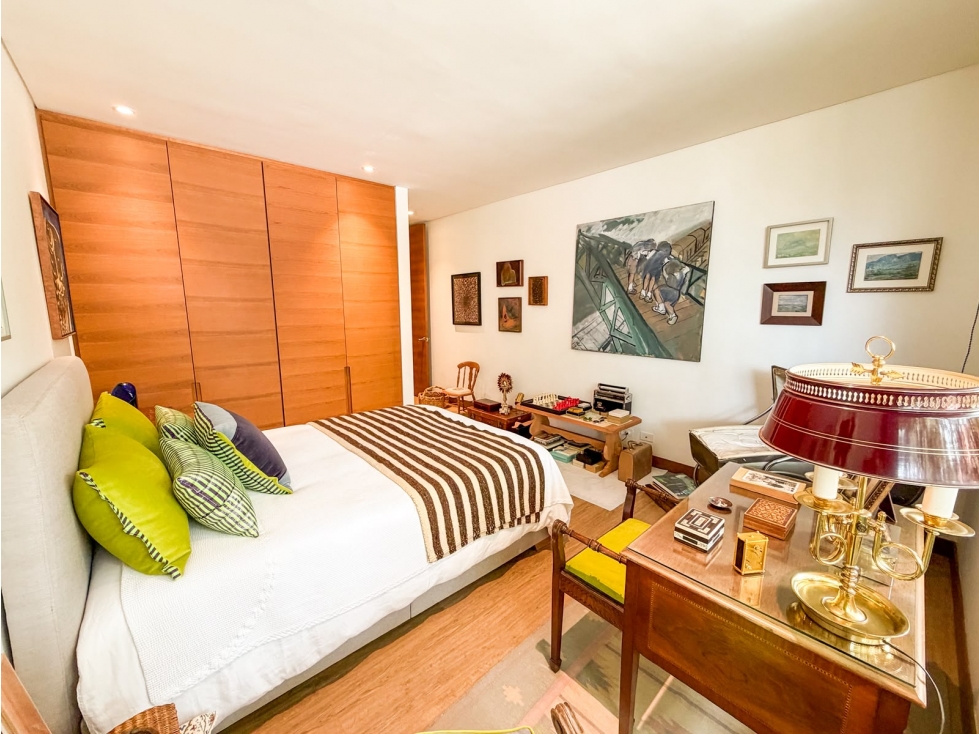 Apartamento en venta en Santa Barbara Alta, Bogotá · foto 8 de 23