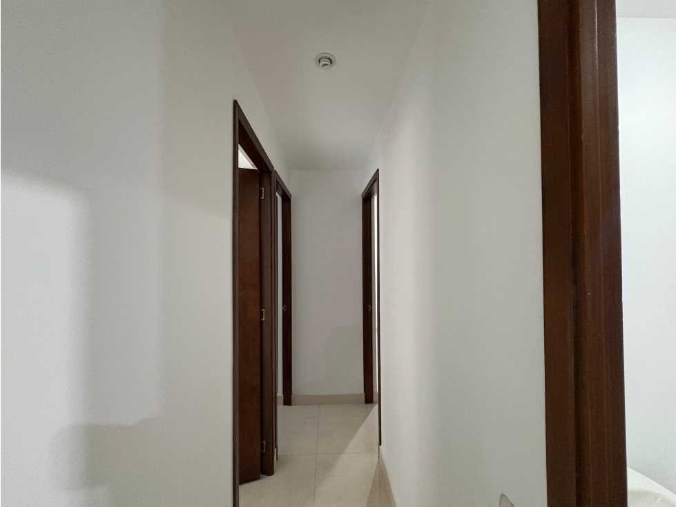 Apartamento en venta en Rodeo Alto, Medellín · foto 4 de 15