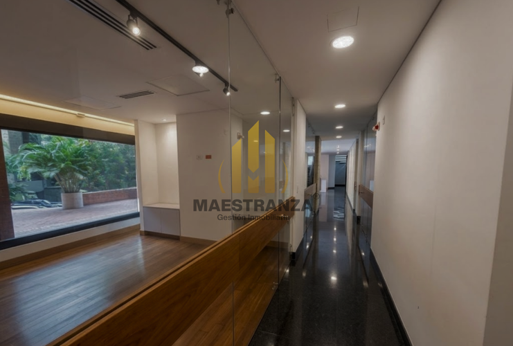 Local en arriendo en Florencia, Medellín, 325 m² · foto 3 de 10