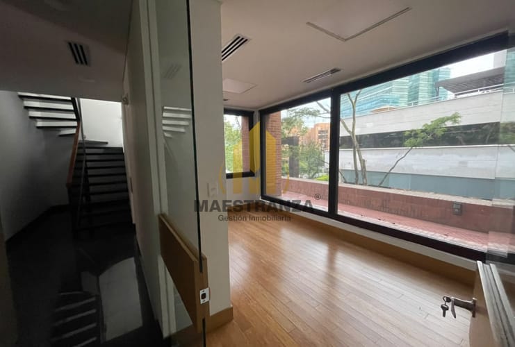 Local en arriendo en Florencia, Medellín, 325 m² · foto 4 de 10