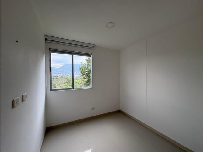 Apartamento de 2 alcobas en venta en El Rodeo, Medellín, 81 m² · foto 7 de 20