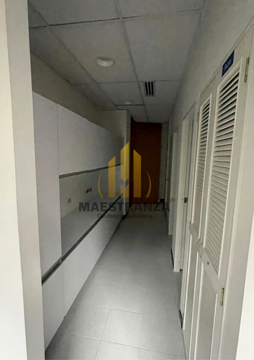Local en arriendo en Florencia, Medellín, 325 m² · foto 9 de 10