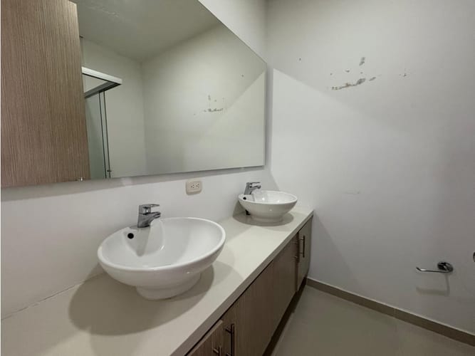 Apartamento de 2 alcobas en venta en El Rodeo, Medellín, 81 m² · foto 11 de 20