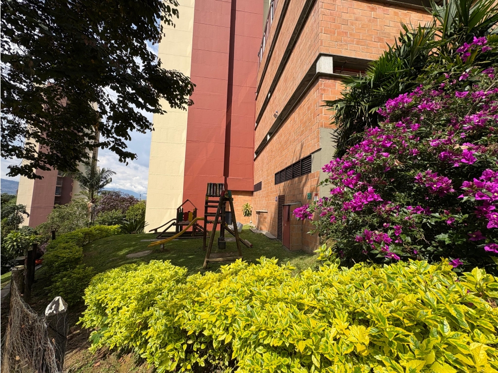 Apartamento en venta en Rodeo Alto, Medellín · foto 14 de 15